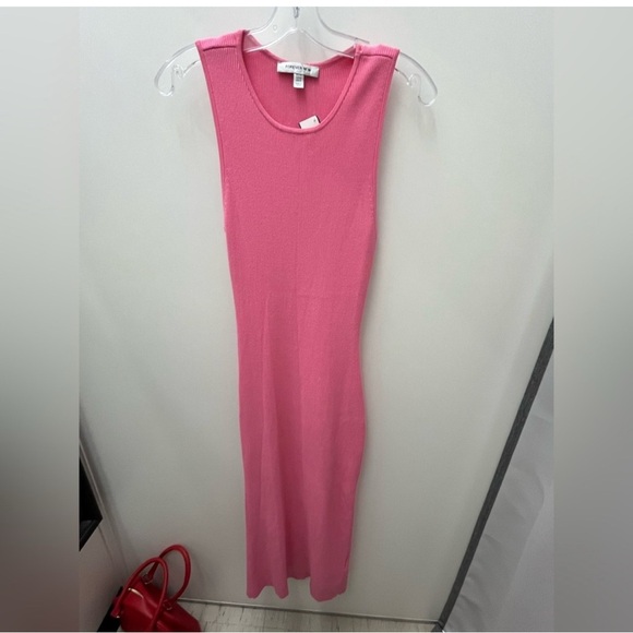 Forever New Knit Bodycon Dress with Cut Out back- size 10 NWOT - Picture 4 of 13